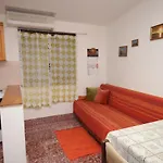 Appartamento With Parking Space Tar, Porec - 6948 *