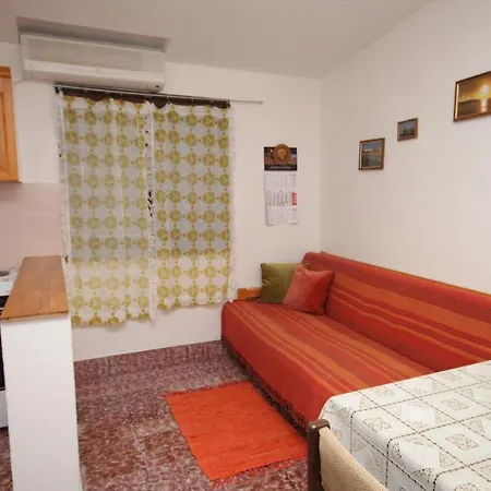 Apartman With A Parking Space Tar, Porec - 6948 *