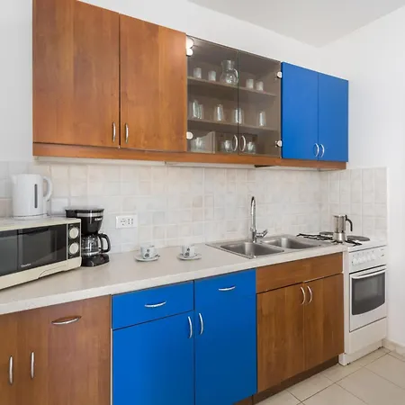 Apartman With Parking Space Tar, Porec - 6948 Tar-Vabriga
